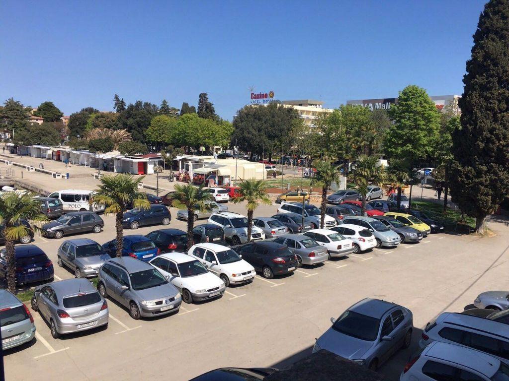 Parking kod Općinskog suda