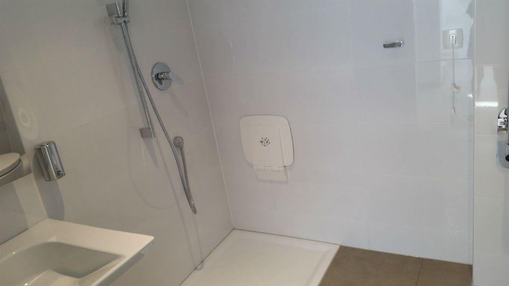wc za osobe s smajene pokretljivosti